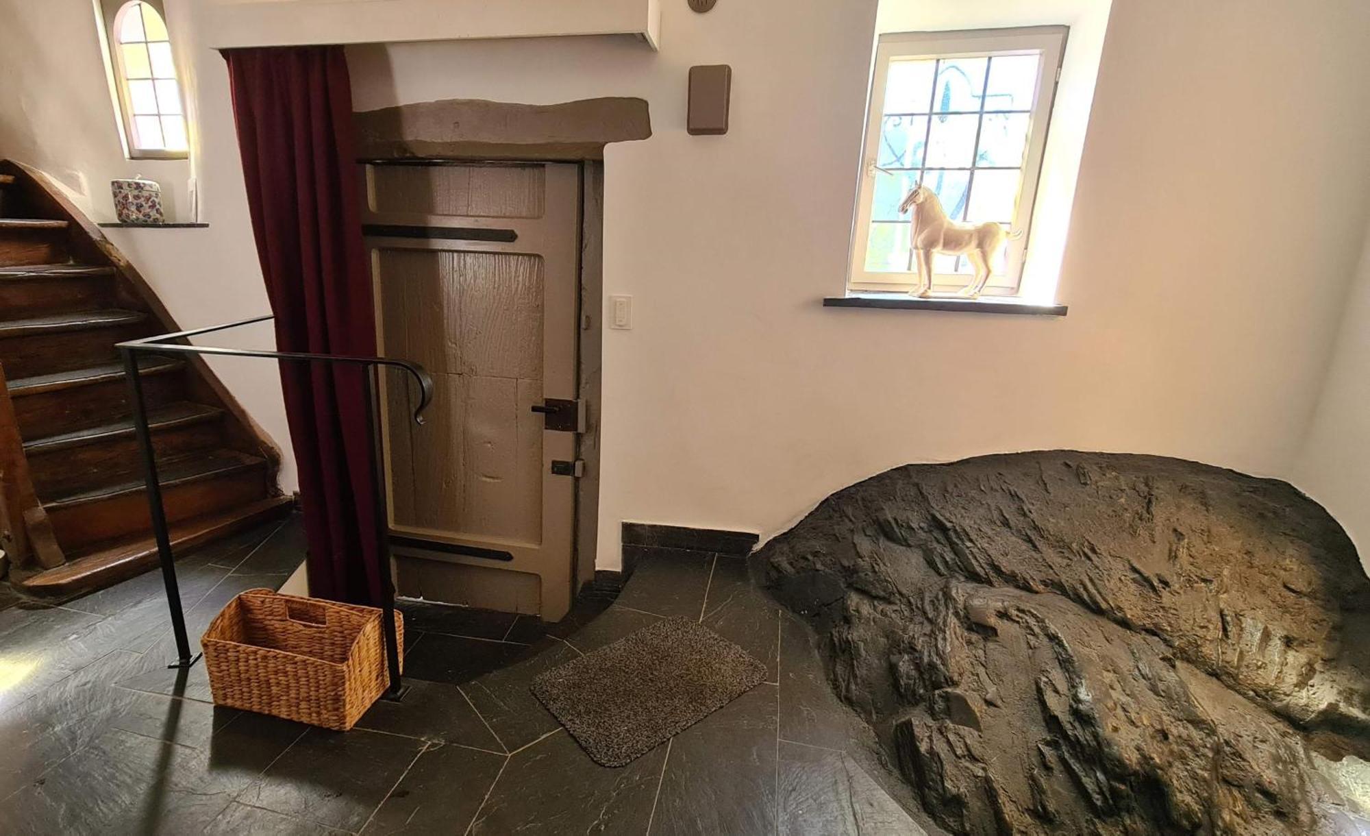 Ferienwohnung Moselperle- Urlaub Im Historischen Fachwerkhaeuschen Bullay Exterior foto